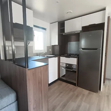 Mh261 Grand 2 Et 1salle De Bain Dans 4 Etoiles Saint-Julien-en-Born